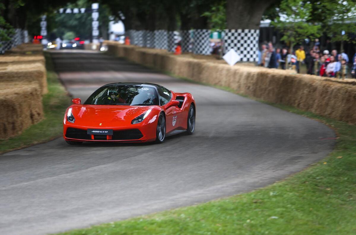 FERRARI 488 GTB