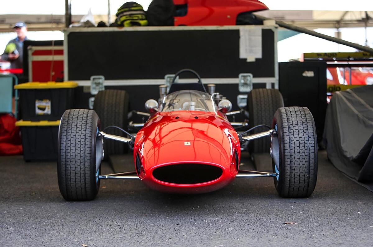 FERRARI 158
