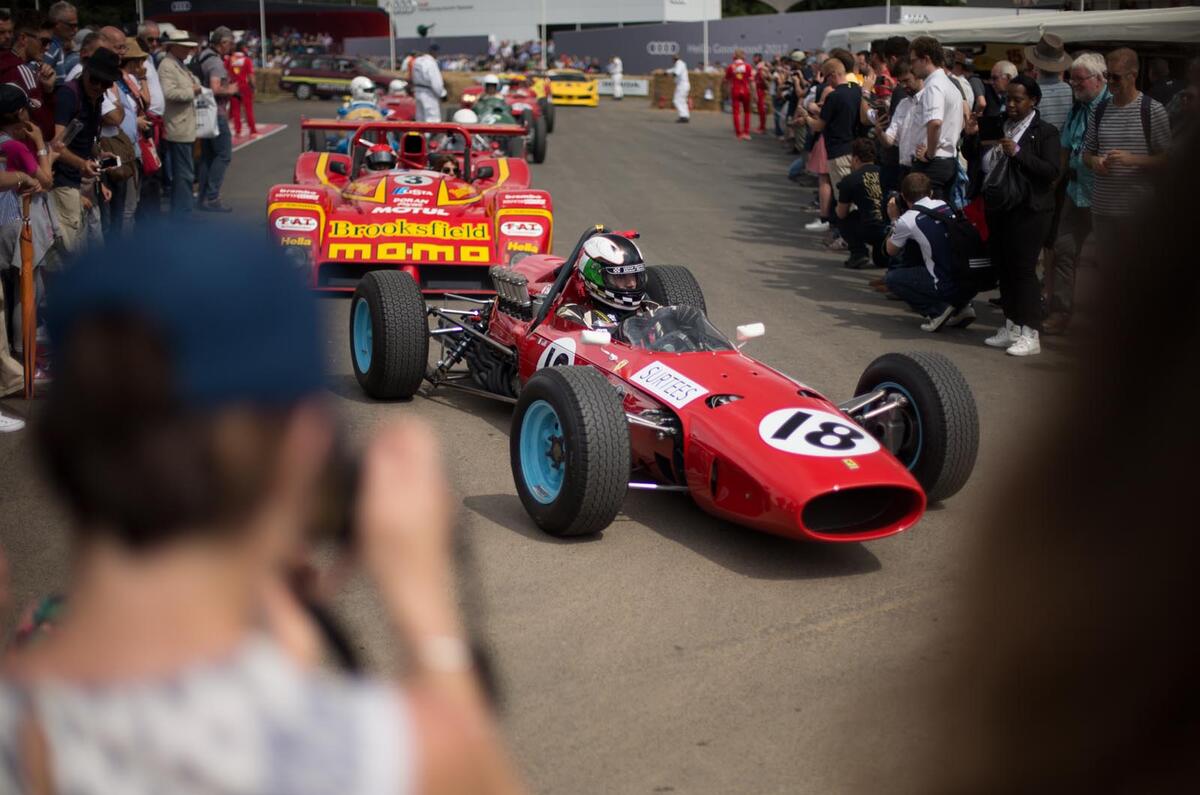 FERRARI 1512 (1965)