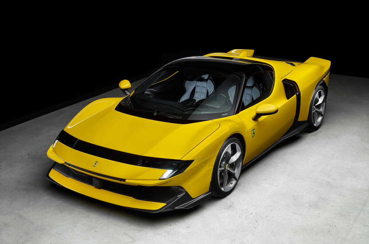 Ferrari 849 Testarossa Spider roof closed Ferrari 849 Testarossa Spider roof closed