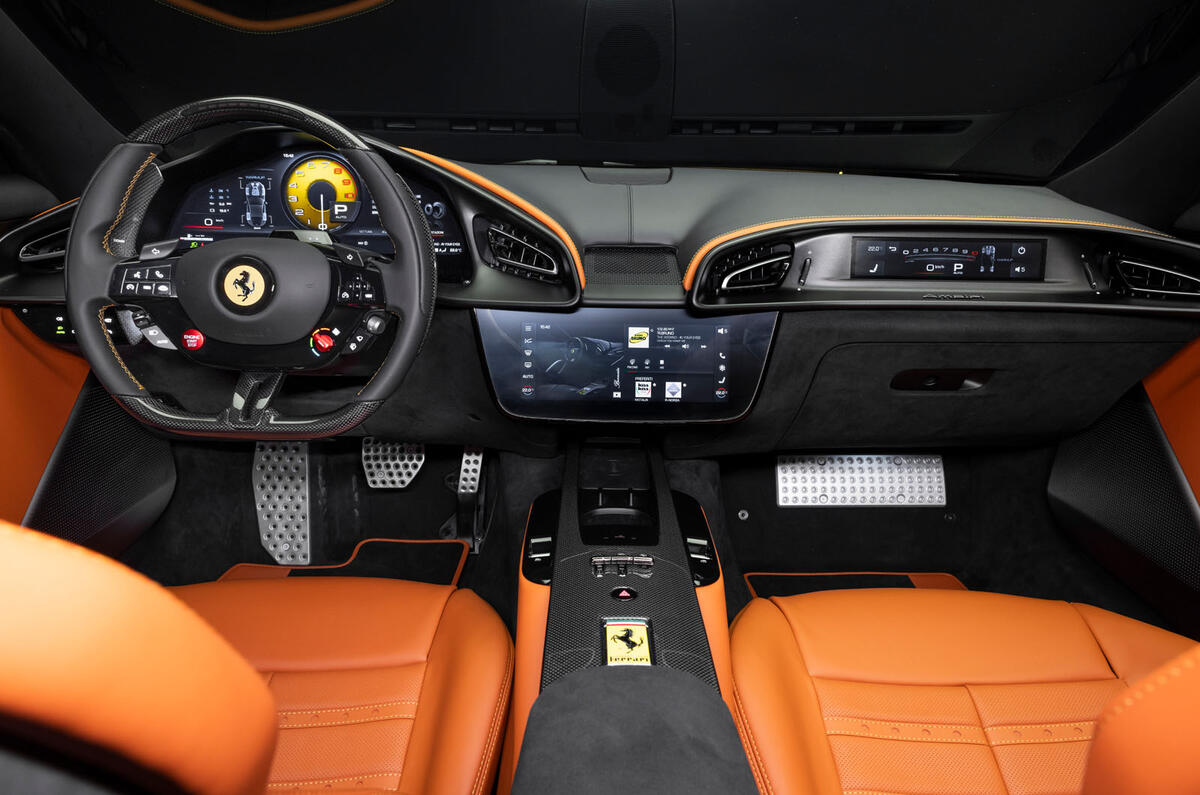 Ferrari Amalfi dashboard
