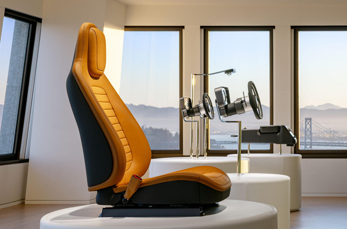 Ferrari Luce interior real 2