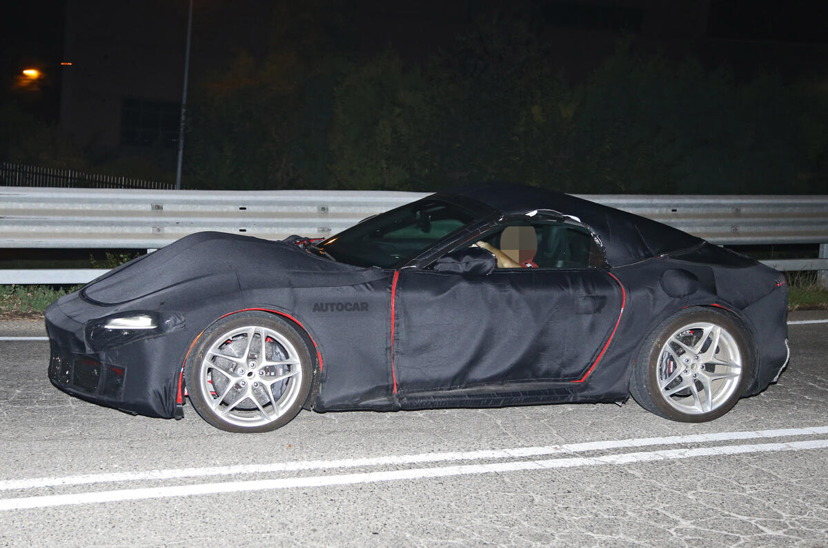 Ferrari Roma spider camouflaged 2022 side pan Ferrari Roma spider camouflaged 2022 side pan