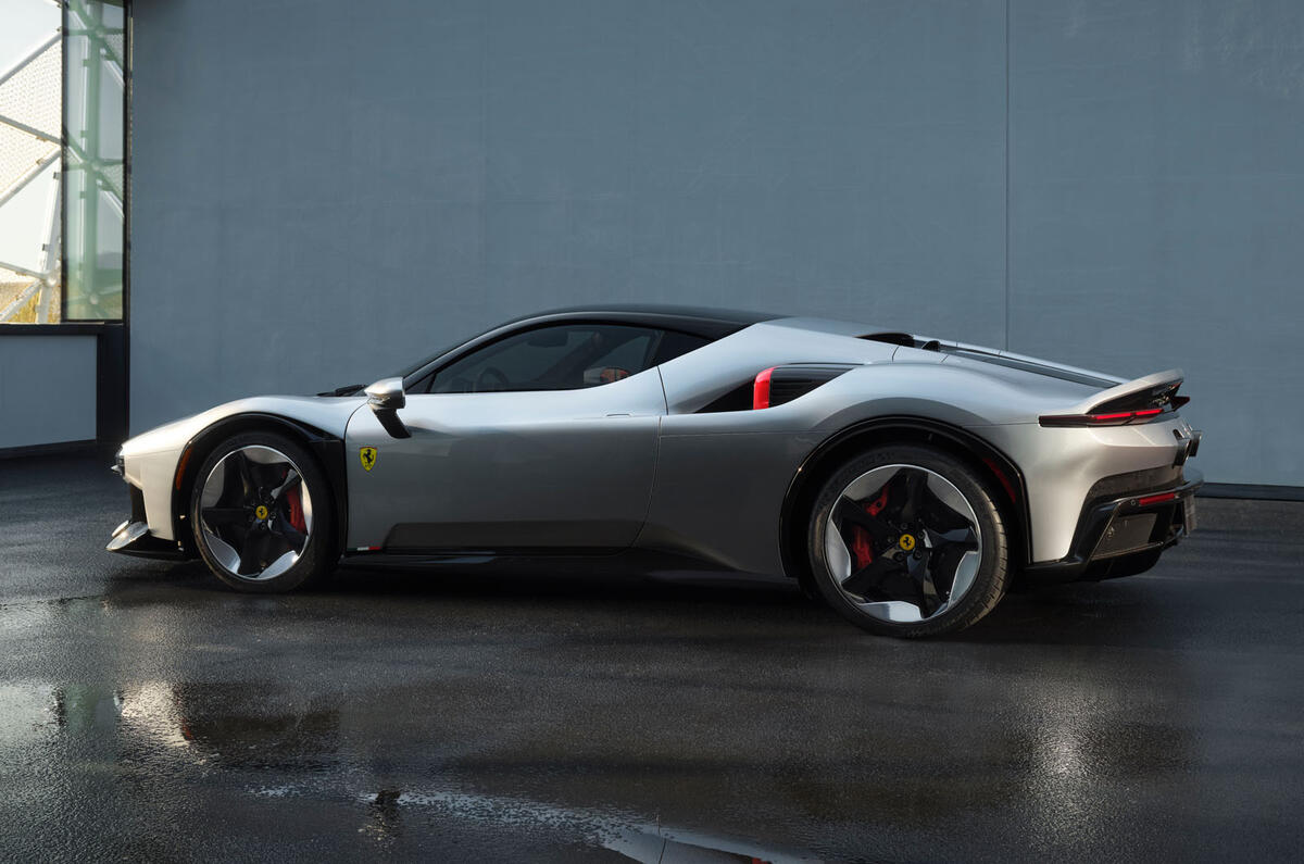 FERRARI CZ26 20260814 PIC 20