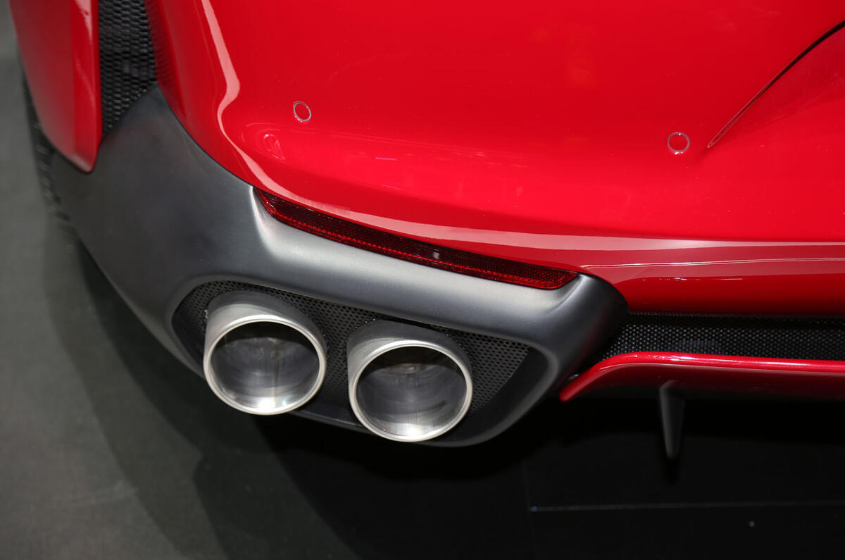 789bhp Ferrari 812 Superfast