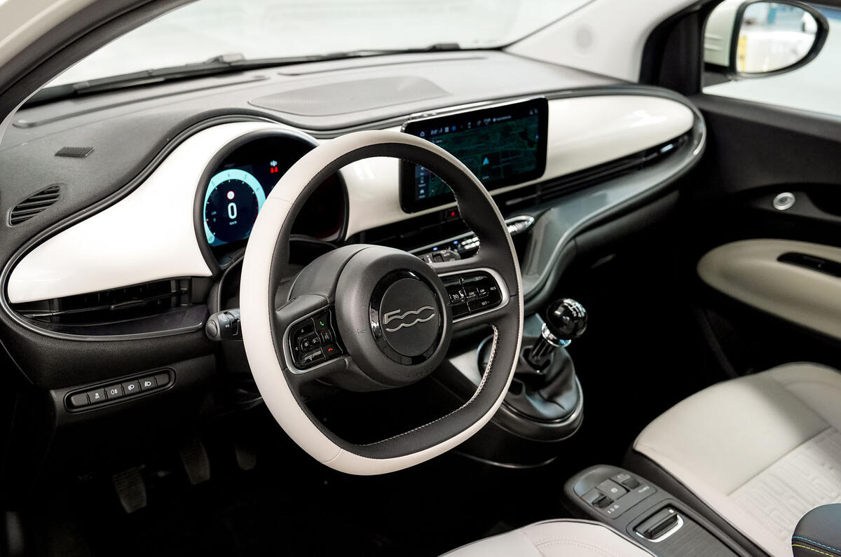 Fiat 500 hybrid interior Fiat 500 hybrid interior