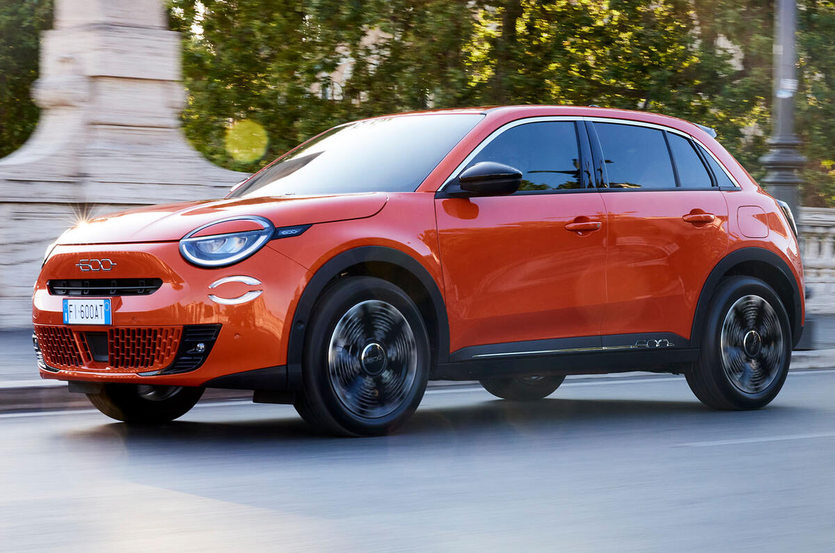 Fiat 600e front three quarter Fiat 600e front three quarter