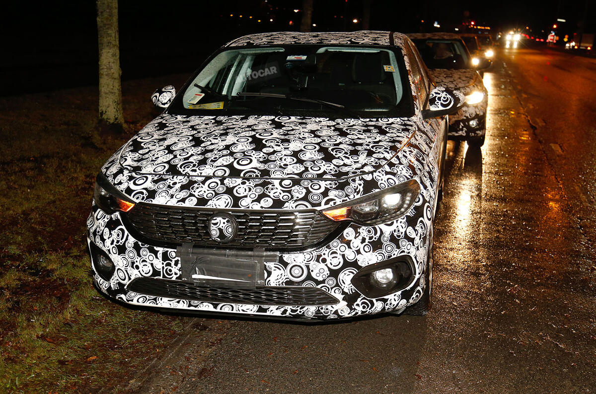 Fiat Tipo spy shots
