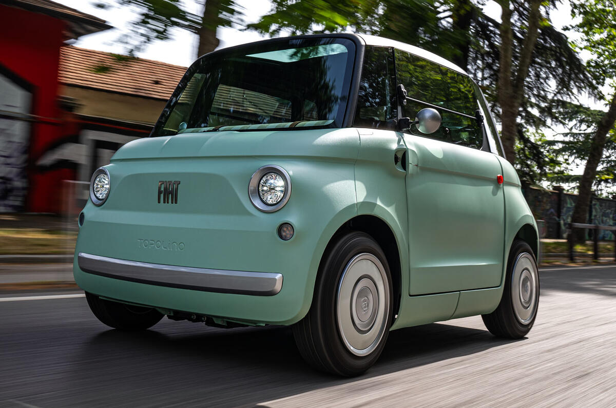 Fiat Topolino 2024 front quarter tracking Fiat Topolino 2024 front quarter tracking