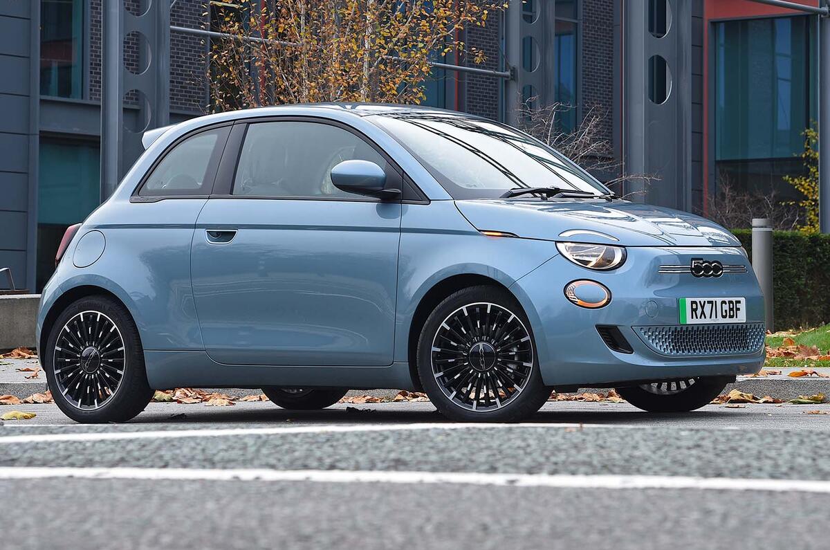 Fiat 500e front three quarter
