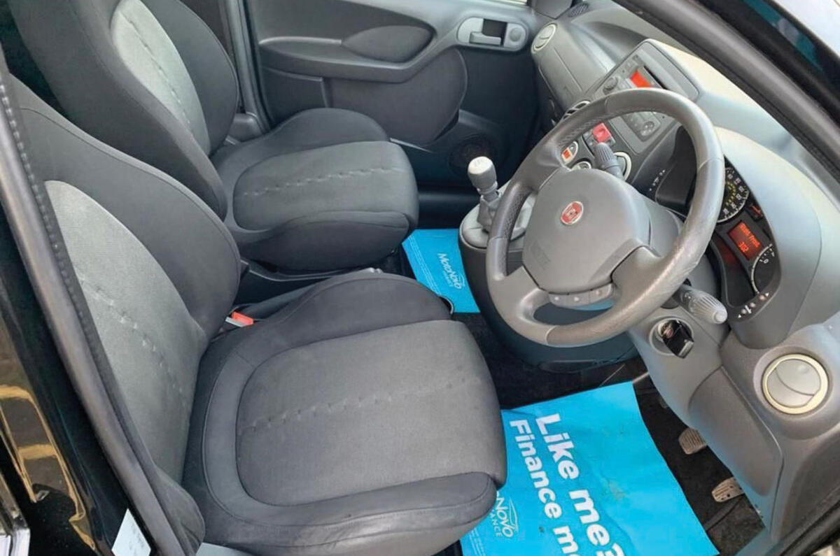 Fiat Panda 100HP classified ad interior Fiat Panda 100HP classified ad interior