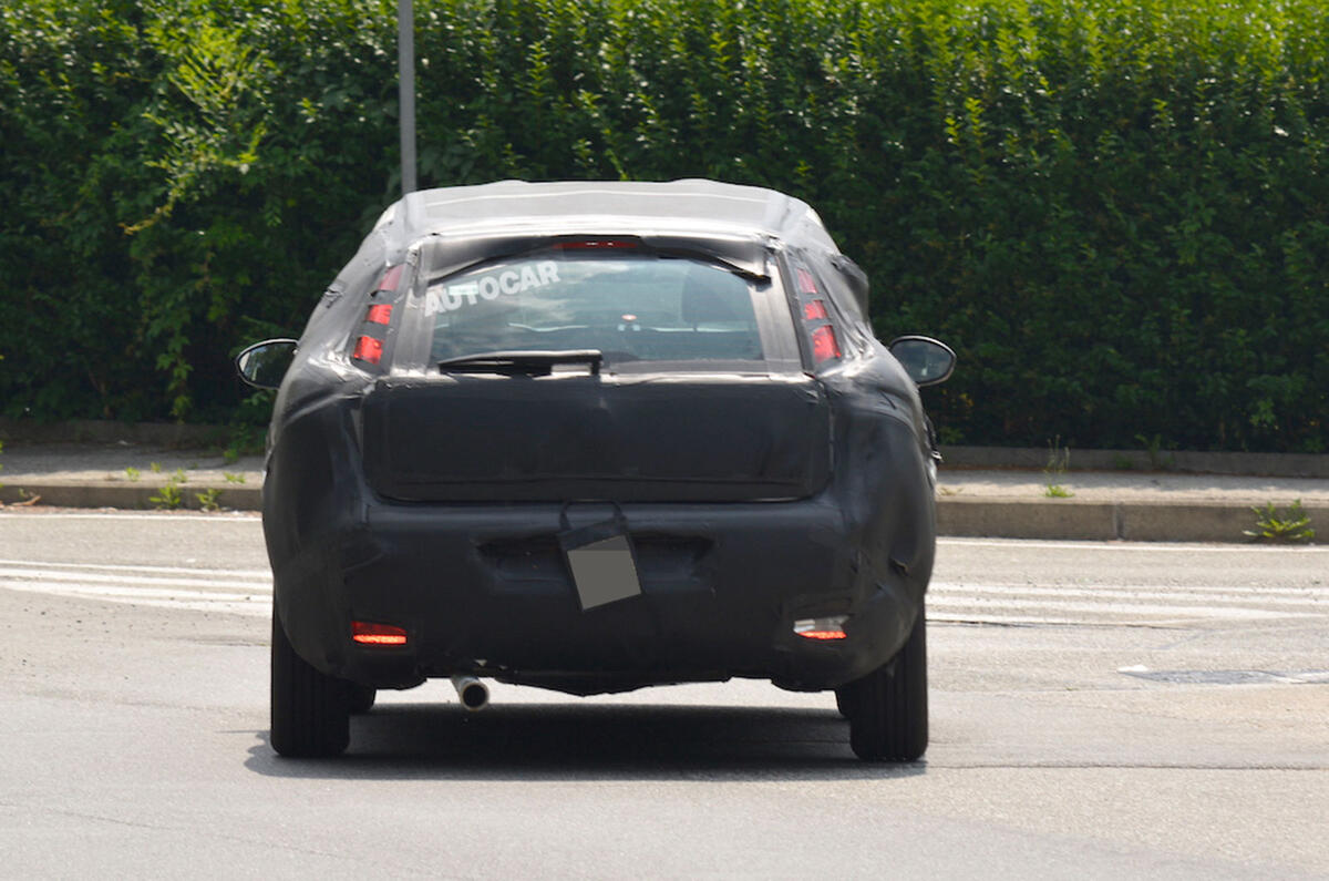 Fiat Tipo spy shots