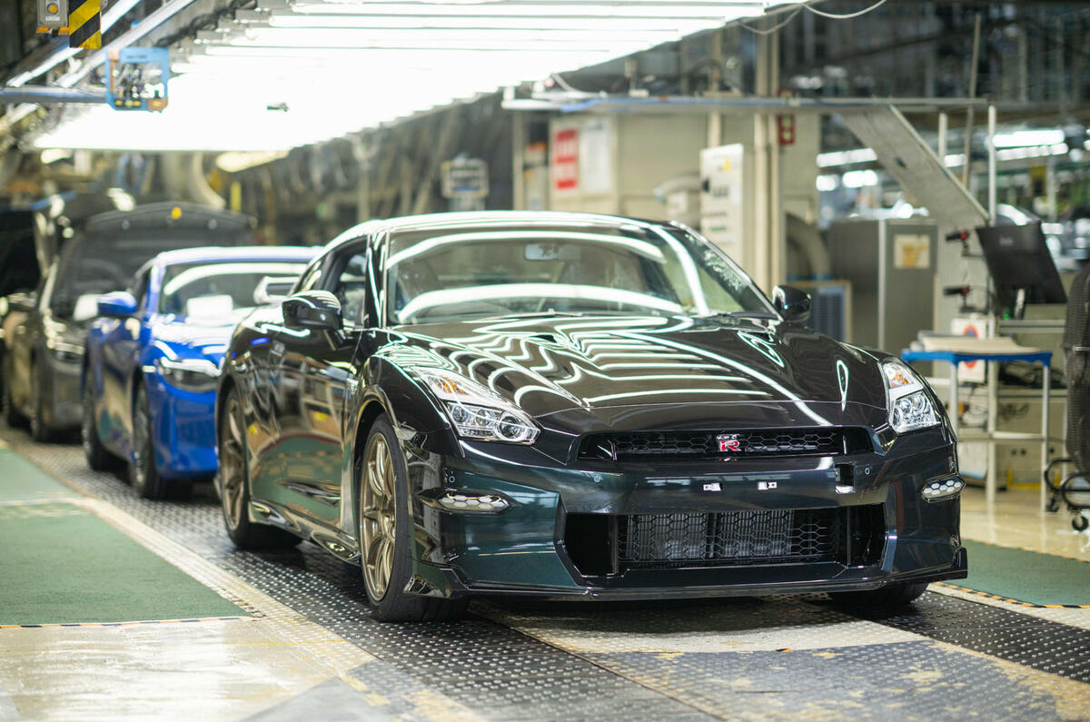 Final Nissan GT R production line