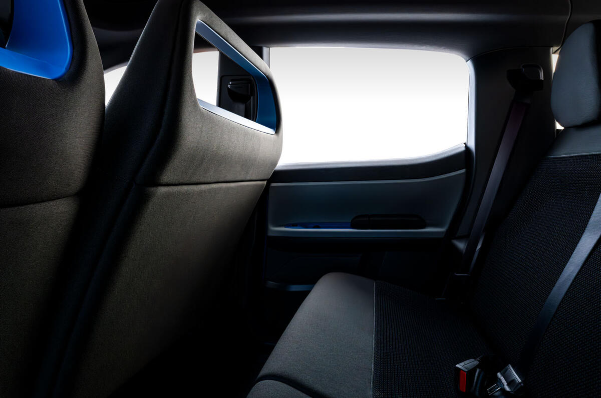 Fisker Pear rear seat window Fisker Pear rear seat window