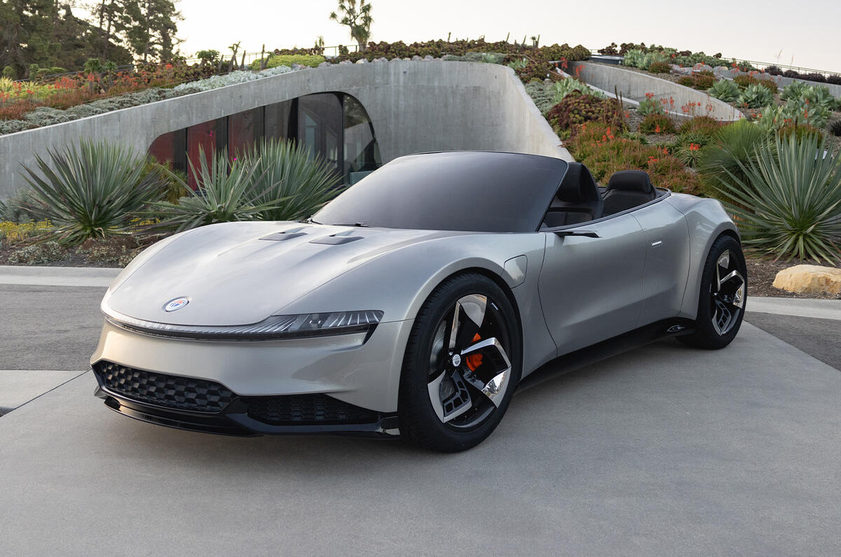 Fisker Ronin roof off Fisker Ronin roof off