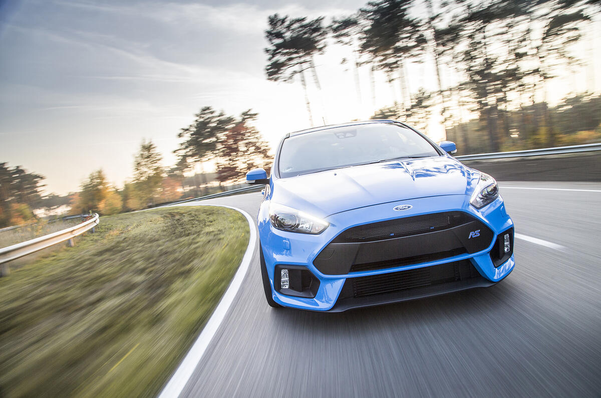 Ford Focus RS spec