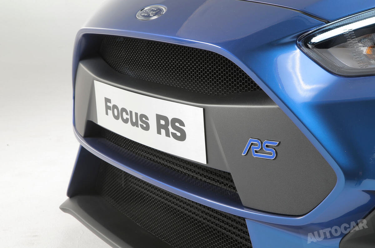 2016 Ford Focus RS - prices, specs, engine details
