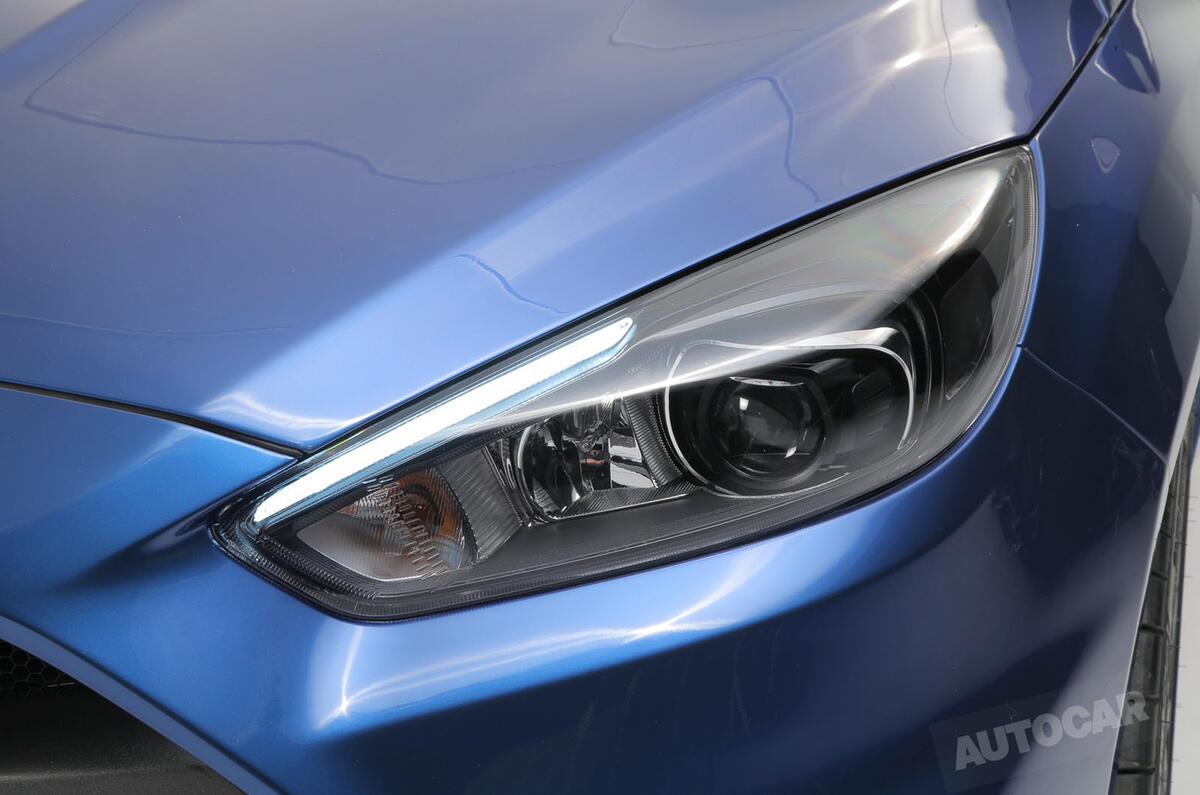 2016 Ford Focus RS - prices, specs, engine details