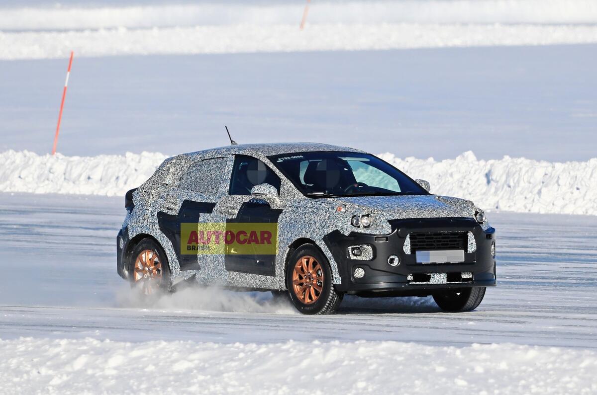 Substituto do Ford EcoSport é flagrado em testes de baixa temperatura Substituto do Ford EcoSport é flagrado em testes de baixa temperatura