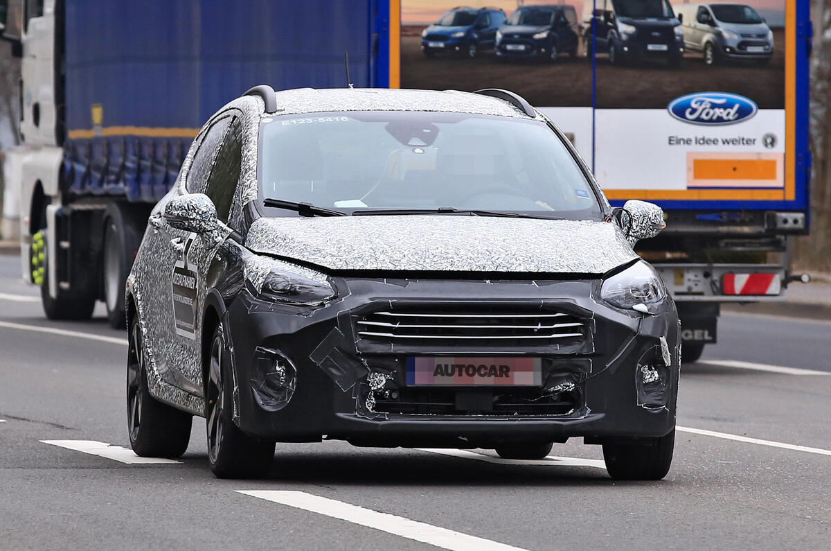 Ford Fiesta Active Prototype21 Ford Fiesta Active Prototype21