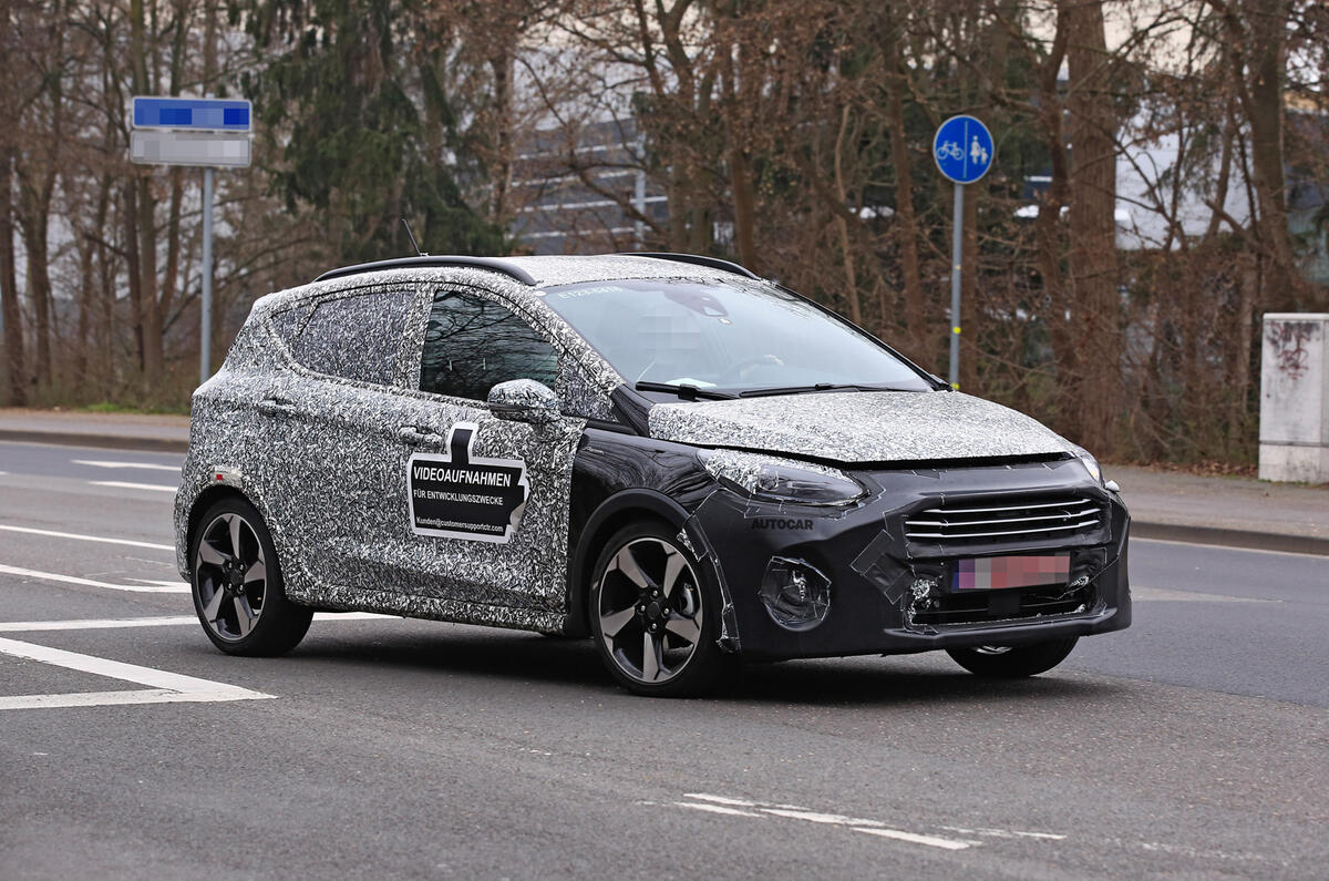 Ford Fiesta Active Prototype26 Ford Fiesta Active Prototype26