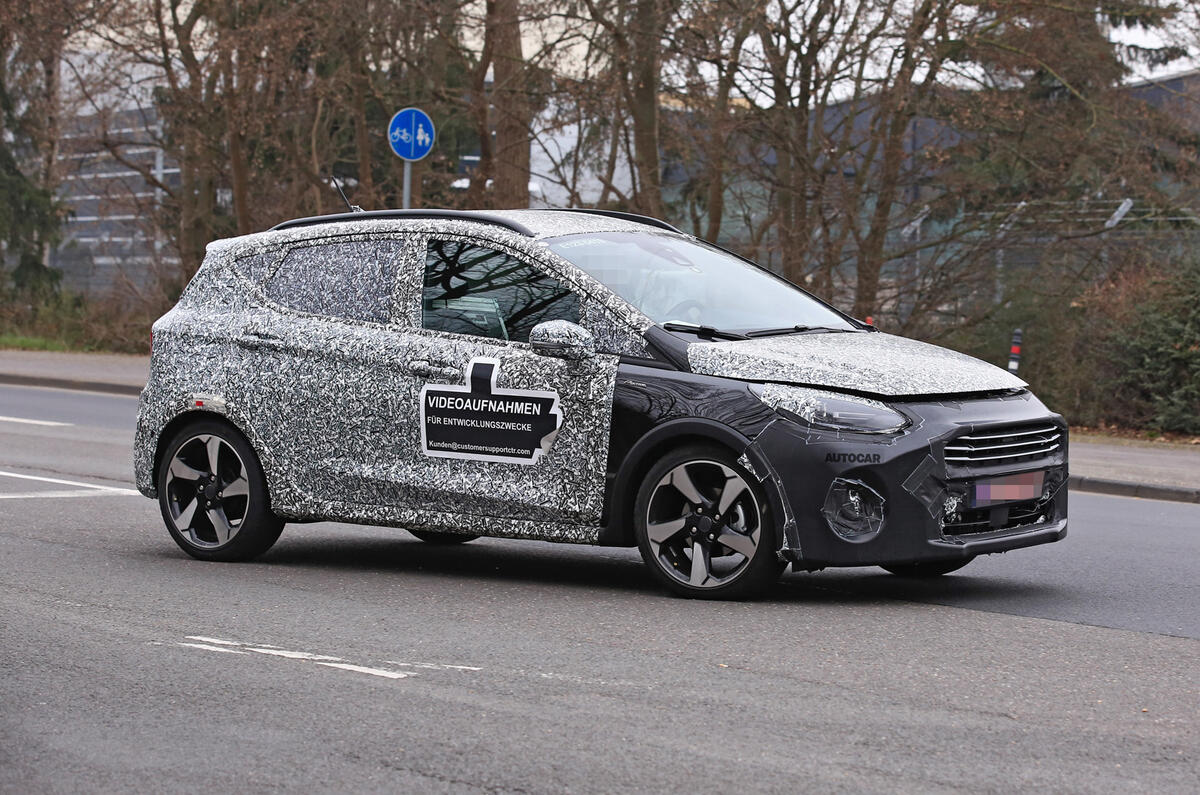 Ford Fiesta Active Prototype27 Ford Fiesta Active Prototype27