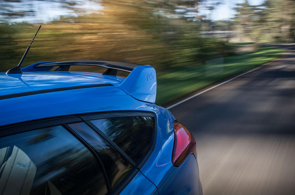 Ford Focus RS rear wing
