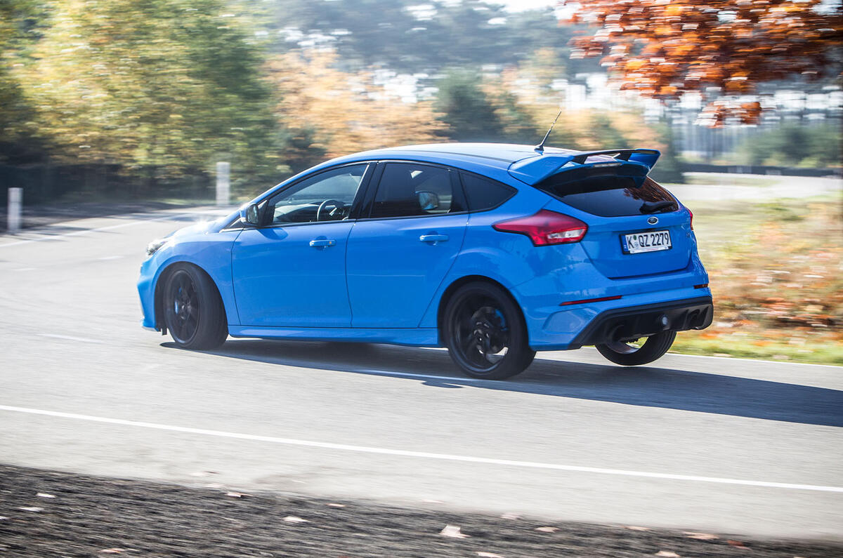 Ford Focus RS hard cornering
