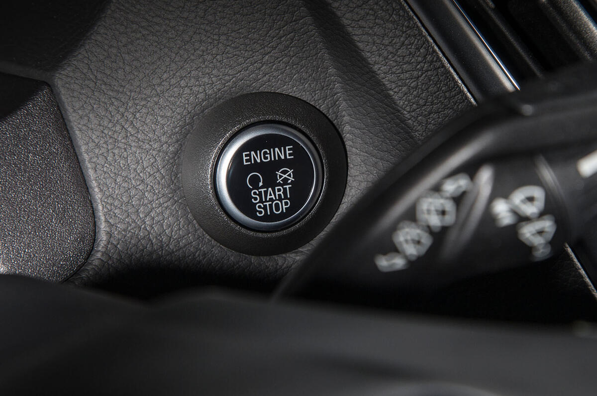 Ford Focus RS ignition button