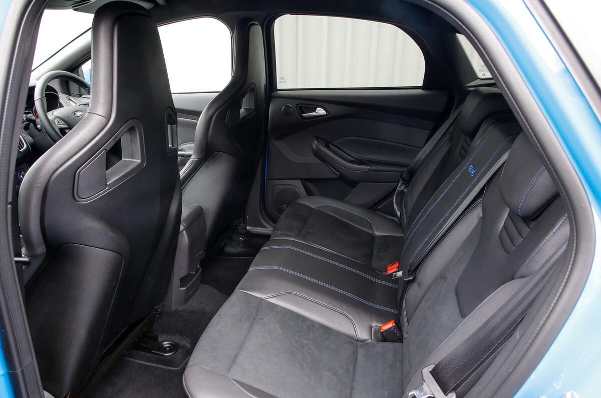 Ford Focus RS Mk3 rear seats Ford Focus RS Mk3 rear seats