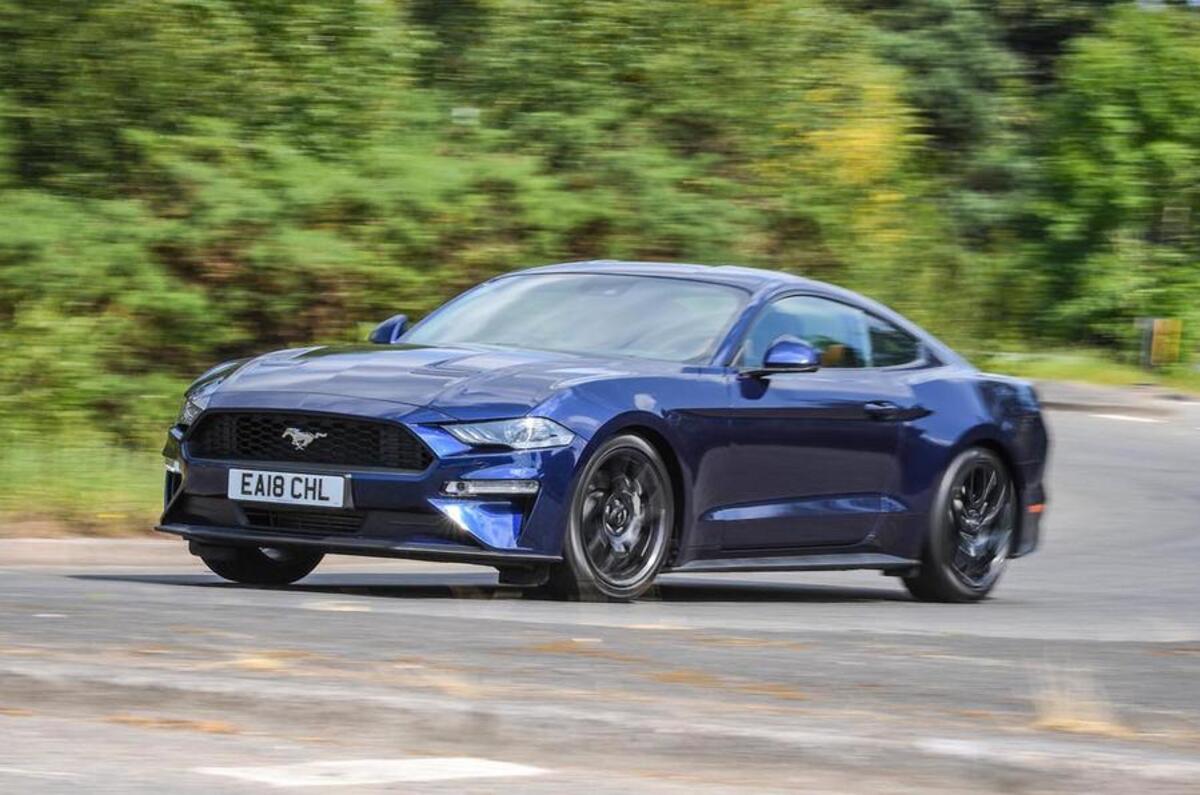 ford mustang 4cyl 095 front cornering
