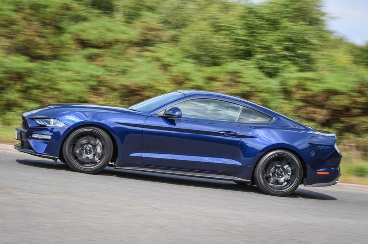 ford mustang 4cyl 096 panning ford mustang 4cyl 096 panning