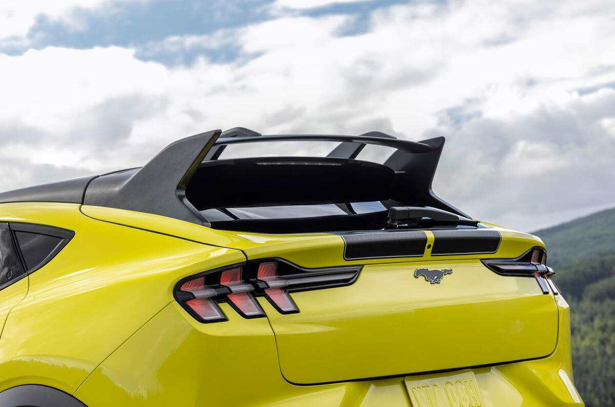Ford Mustang Mach E Rally 2023 spoiler Ford Mustang Mach E Rally 2023 spoiler