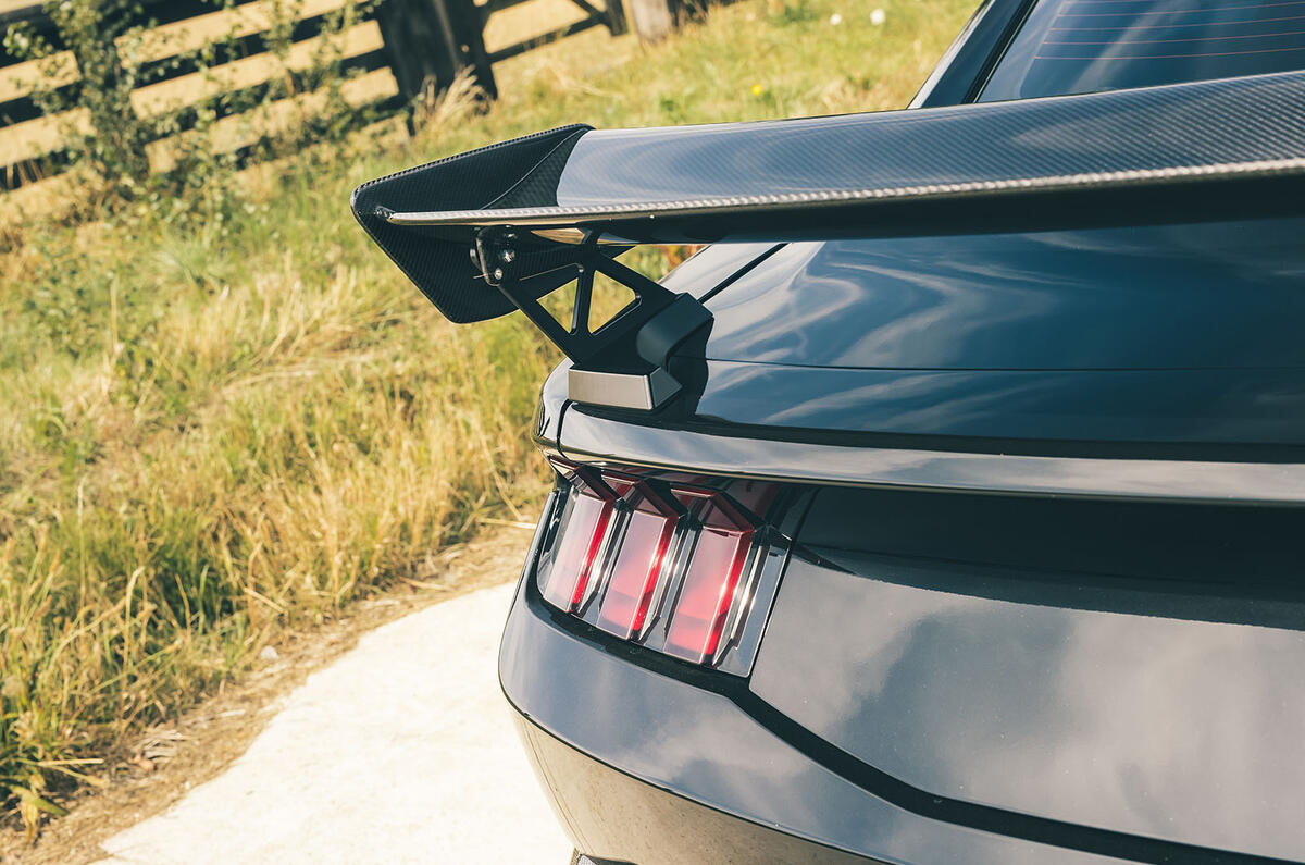 Ford Mustang Sutton review 2025 048