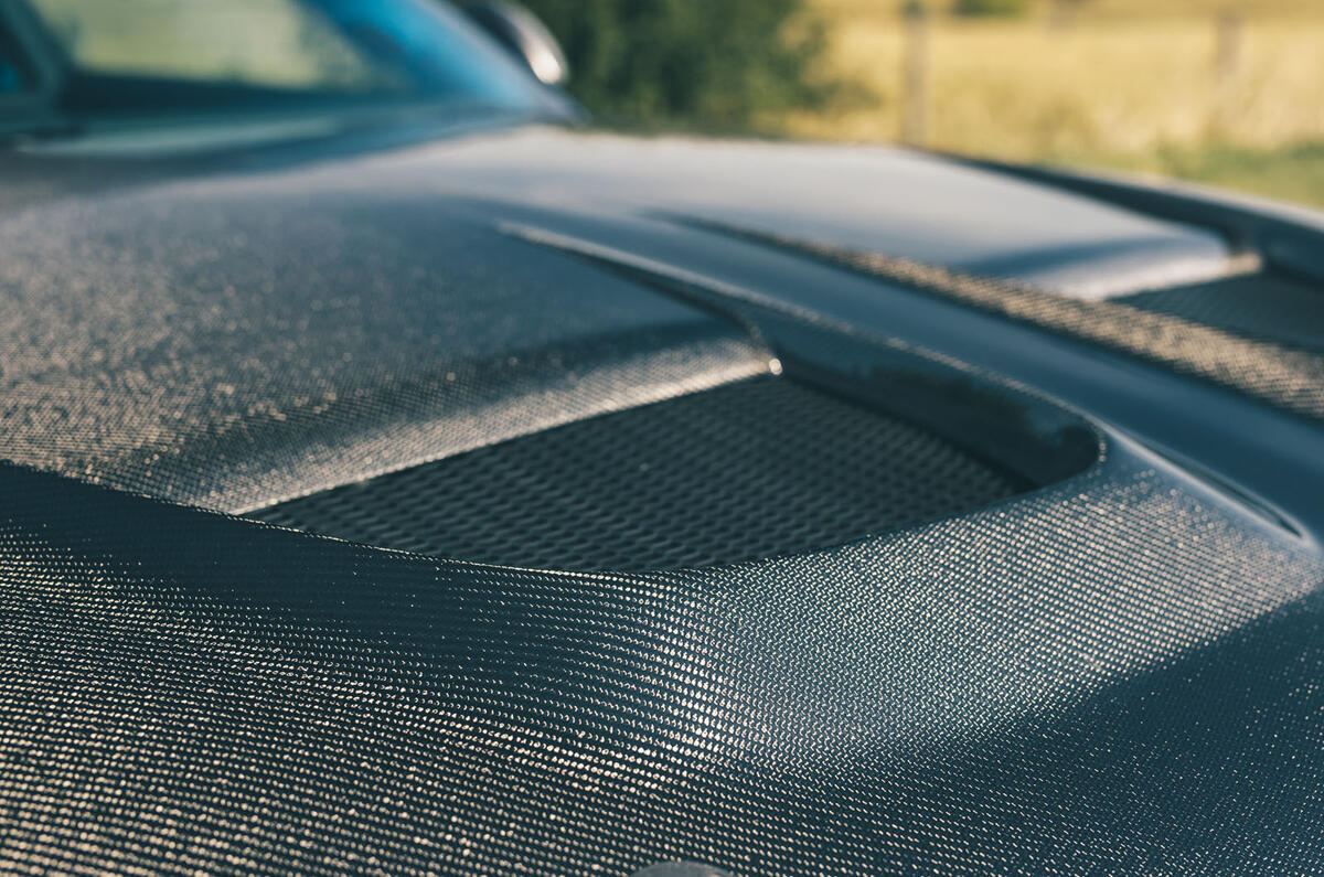 Ford Mustang Sutton review 2025 052