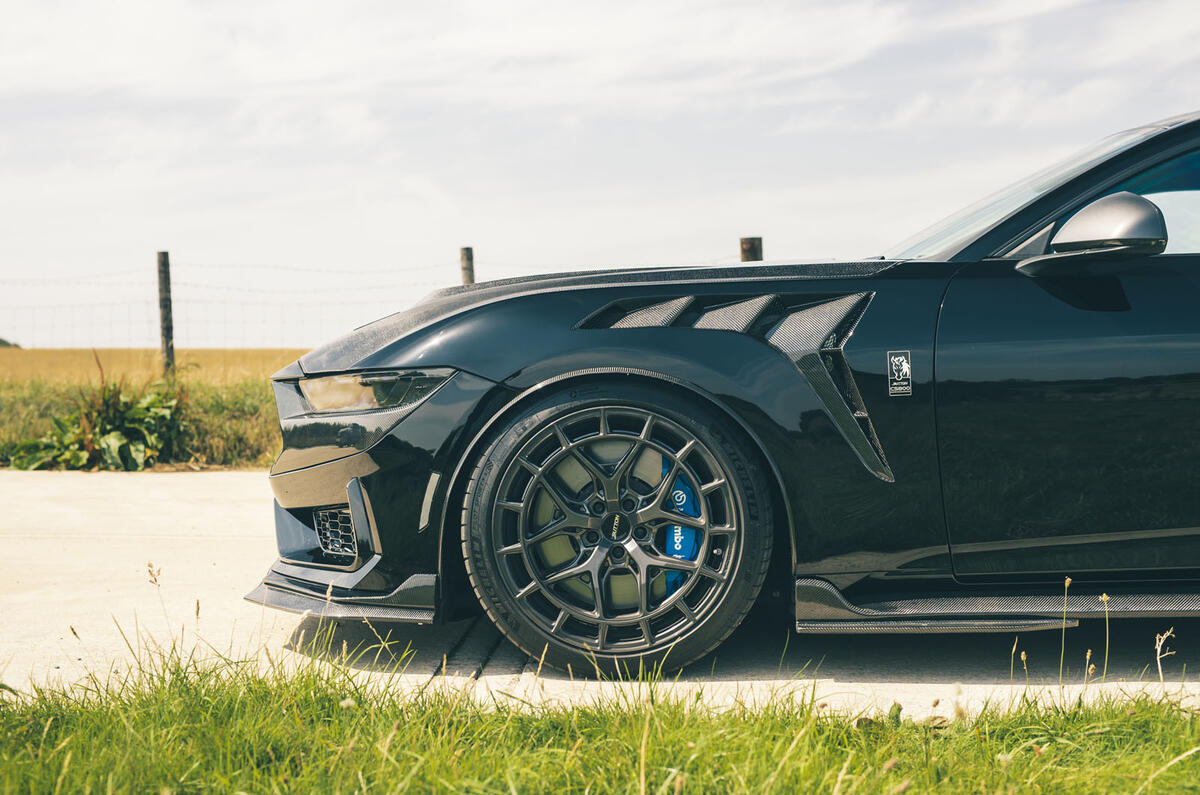 Ford Mustang Sutton review 2025 055