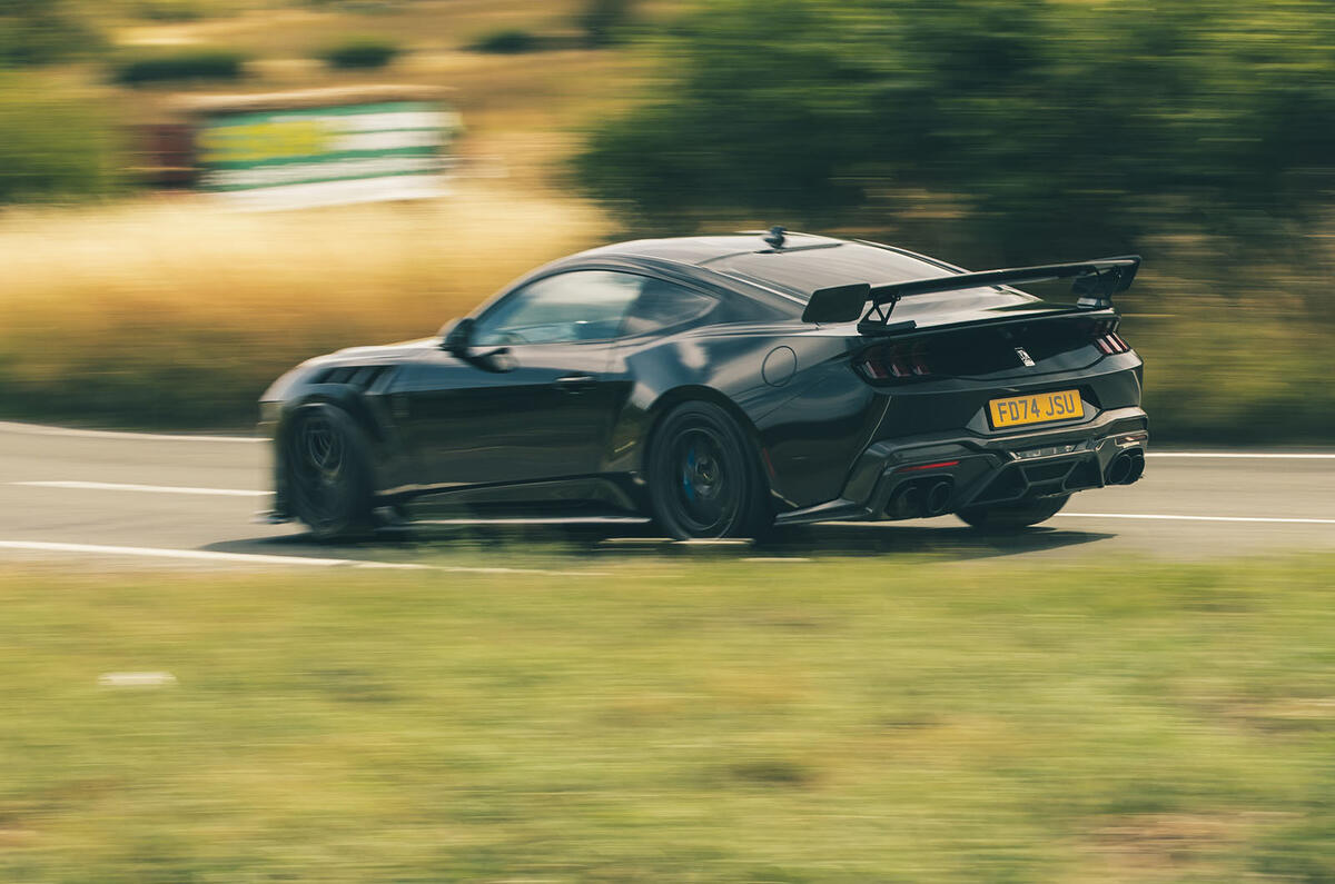 Ford Mustang Sutton review 2025 056