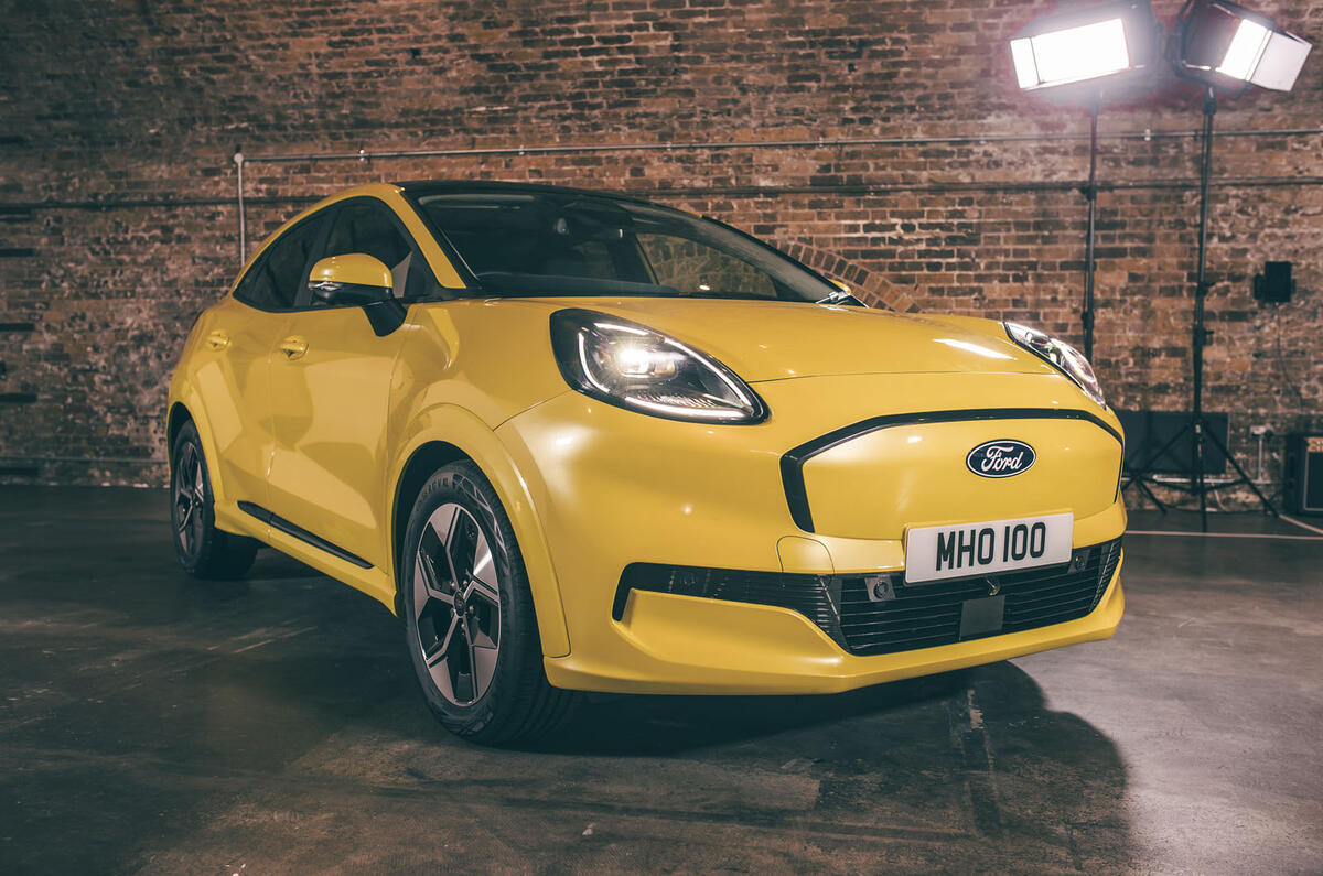 Ford Puma Gen E front quarter