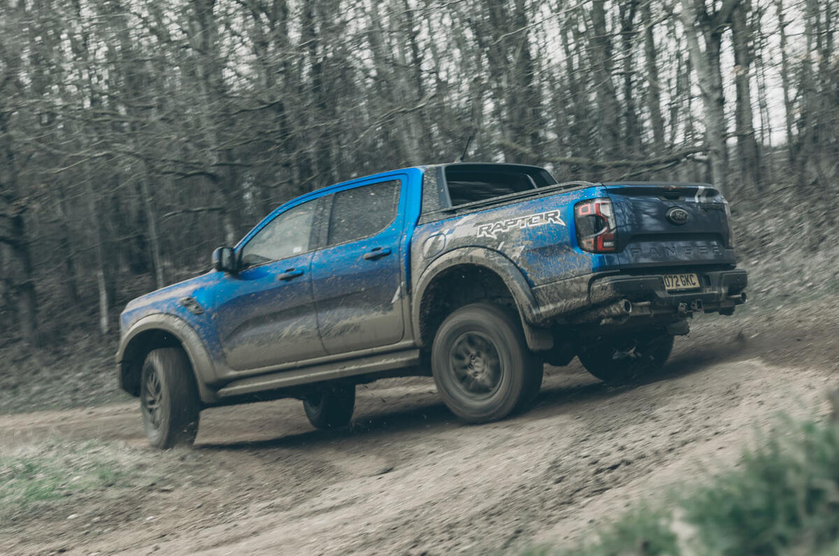 Ford Raptor vs Jeep Wrangler 149 Ford Raptor vs Jeep Wrangler 149
