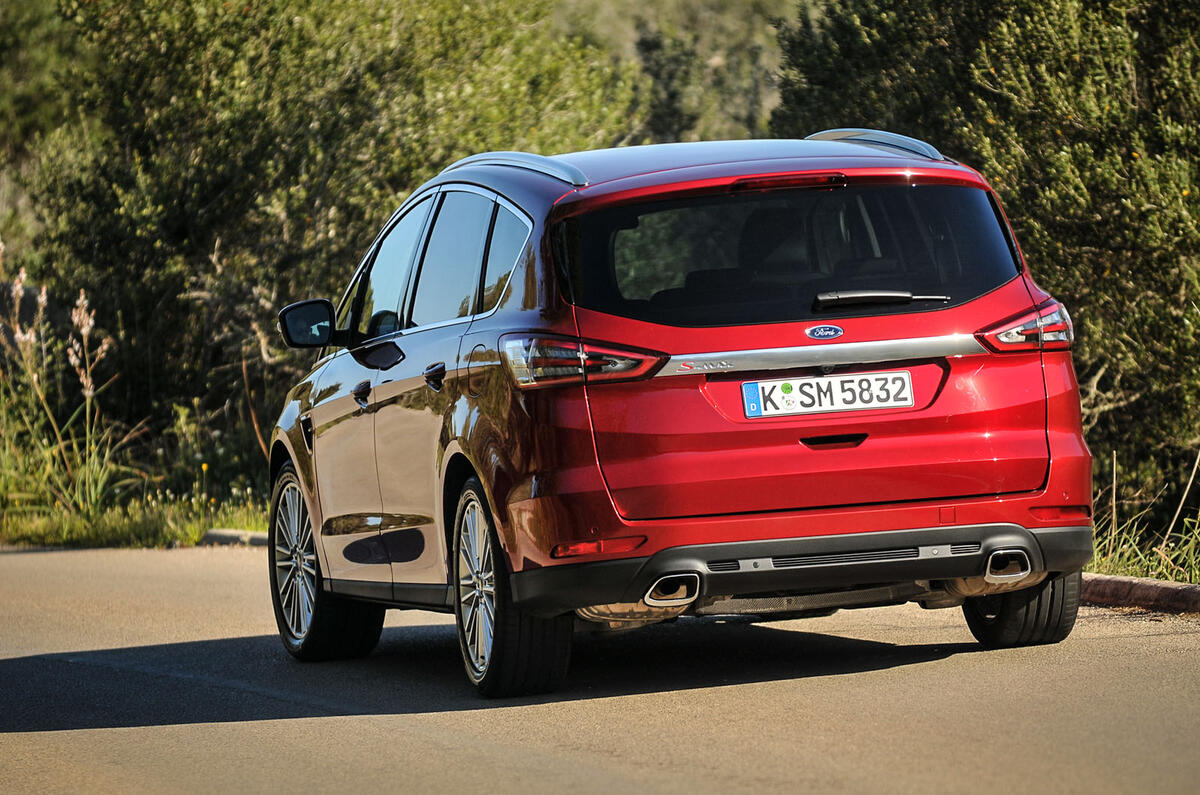 Ford s max titanium review #9