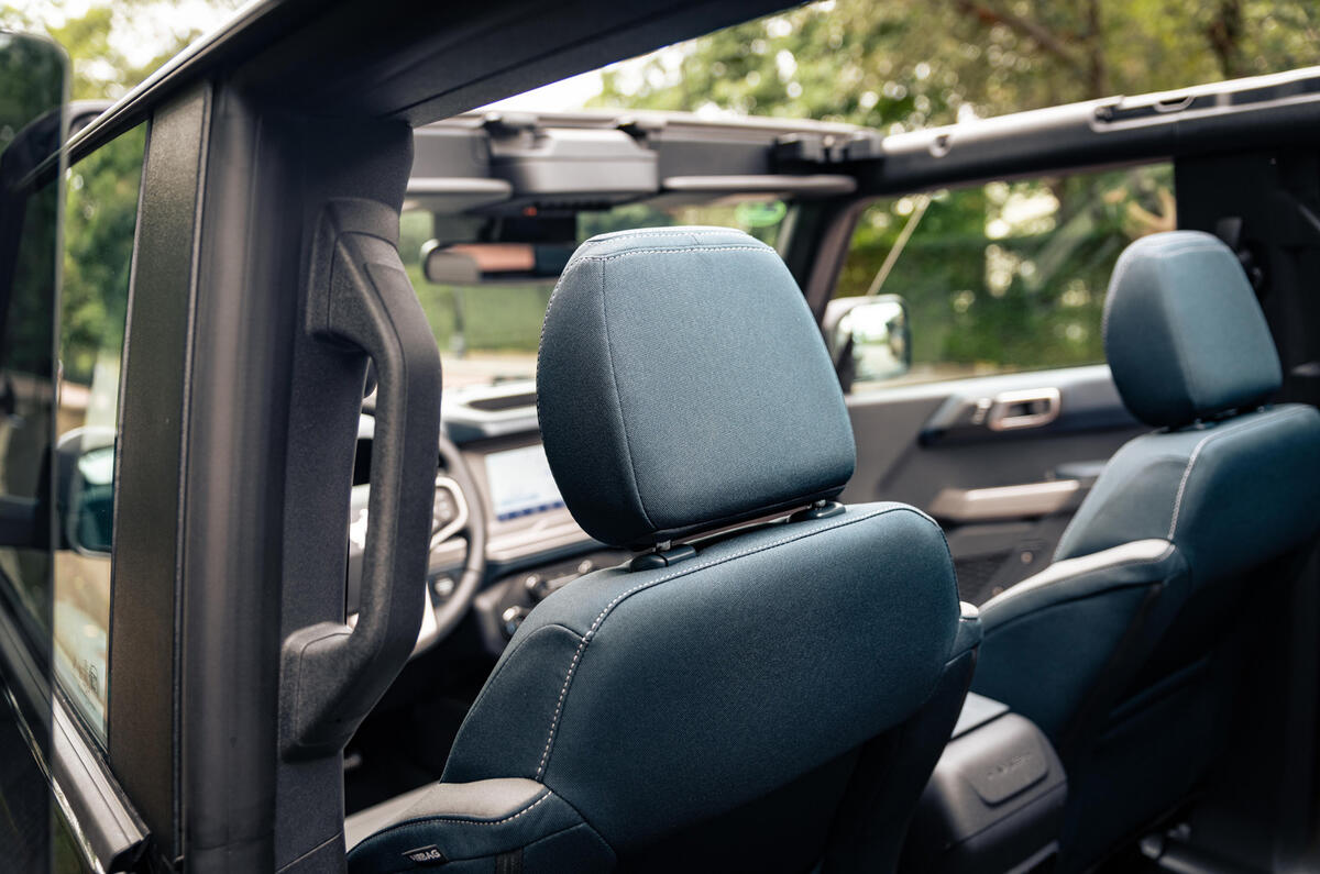 Ford Bronco   Outer Banks   Interior   Blue   0011 Ford Bronco   Outer Banks   Interior   Blue   0011