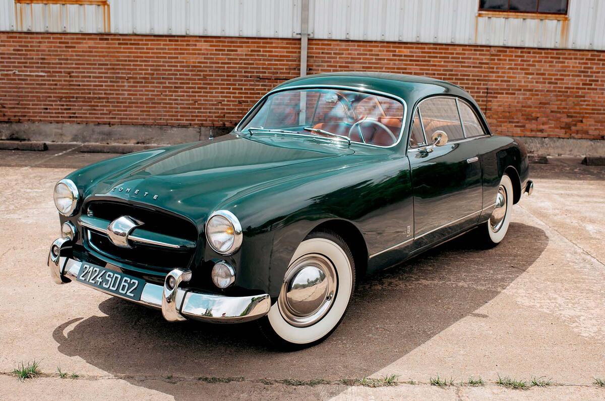 Ford Comète front three quarter 