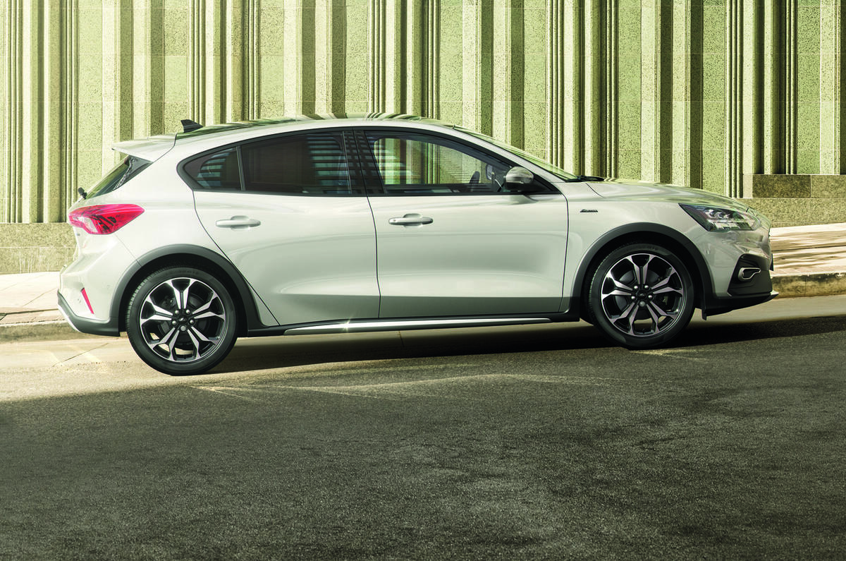 2020 Ford Focus - side 2020 Ford Focus - side