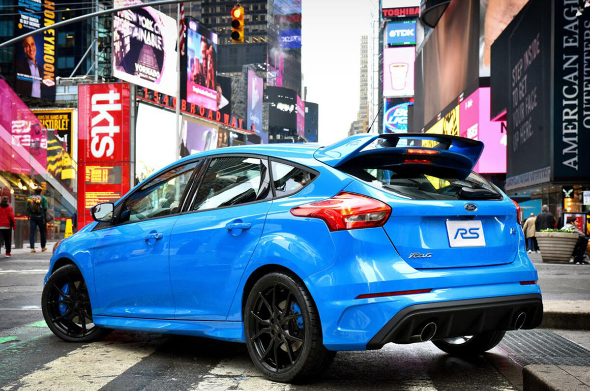 2016 Ford Focus RS - prices, specs, engine details