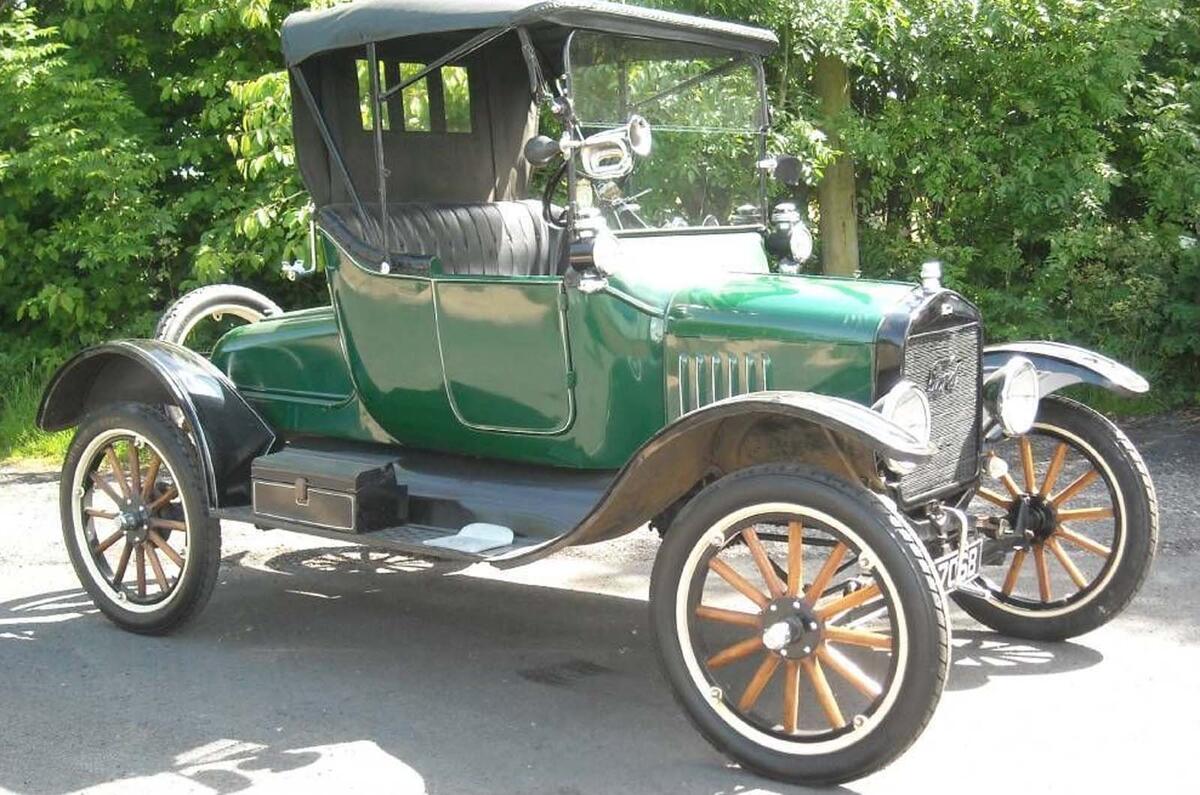 Ford Model T - front