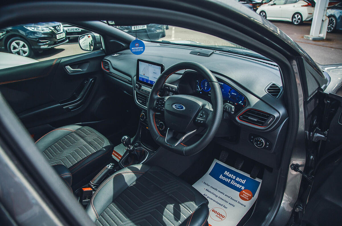 Ford Puma interior Ford Puma interior