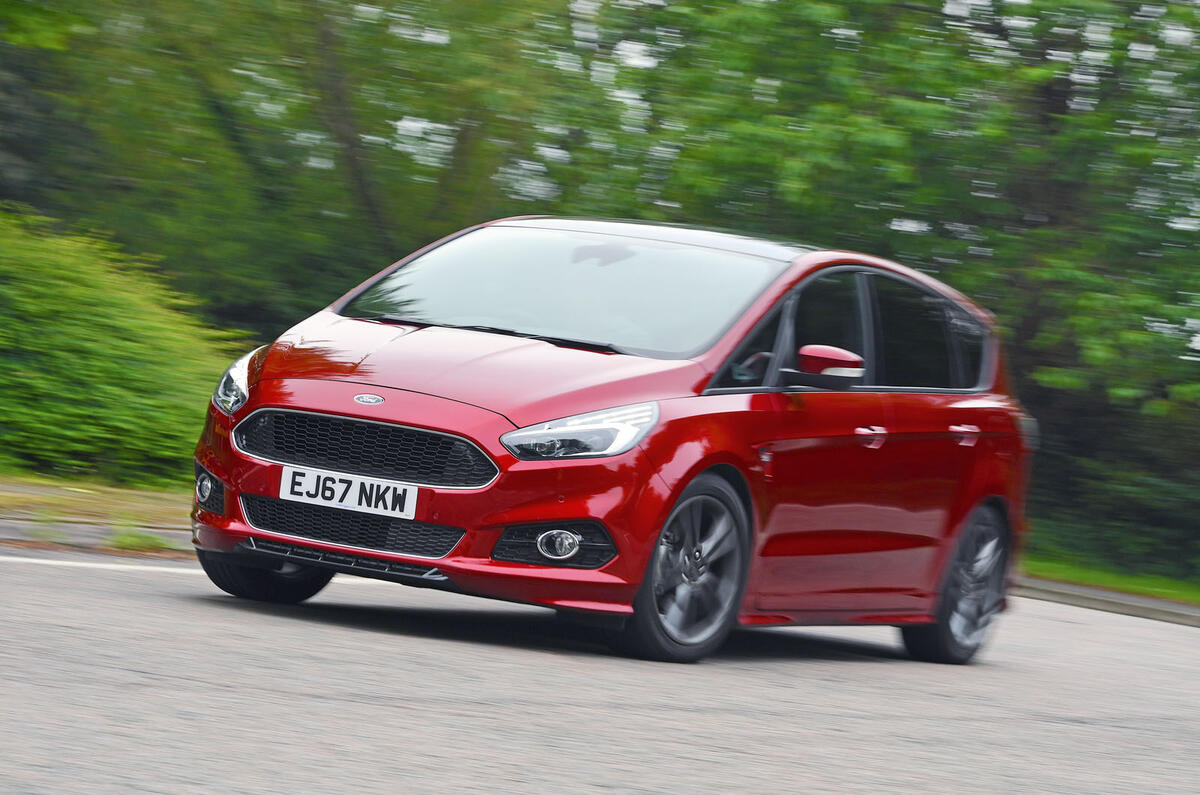 Ford S-Max cornering - front three quarters Ford S-Max cornering - front three quarters