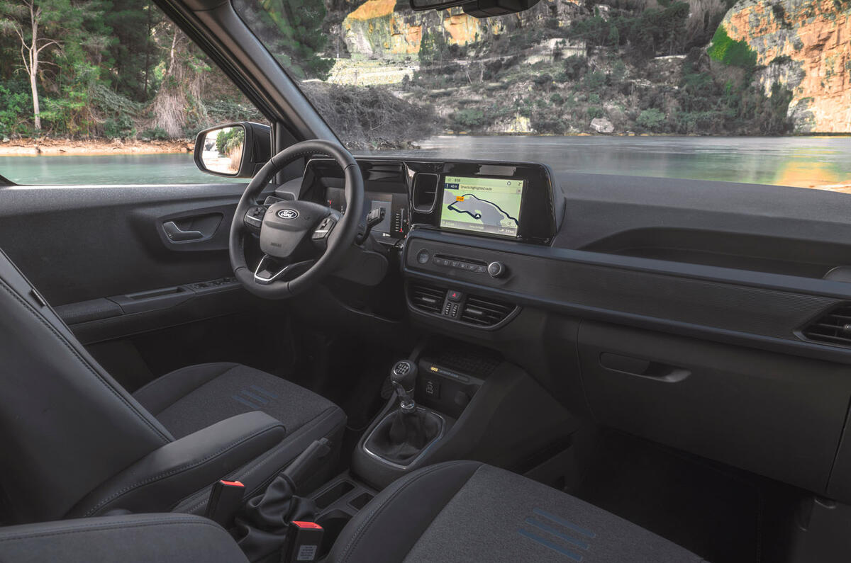 Ford Tourneo Courier interior