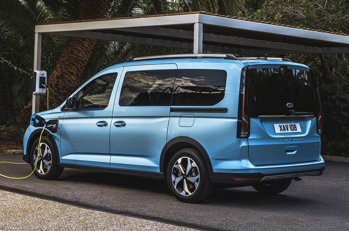 Ford Tourneo Connect PHEV rear quarter static