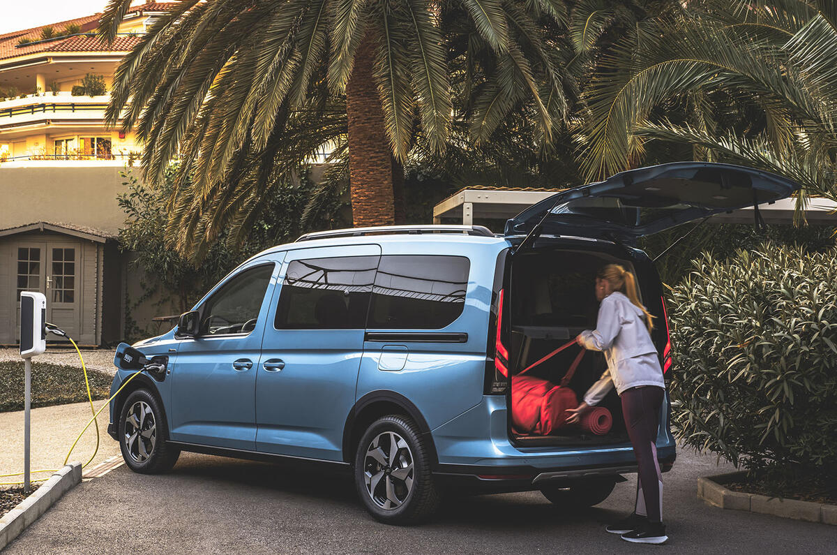 Ford Tourneo Connect PHEV rear three quarter